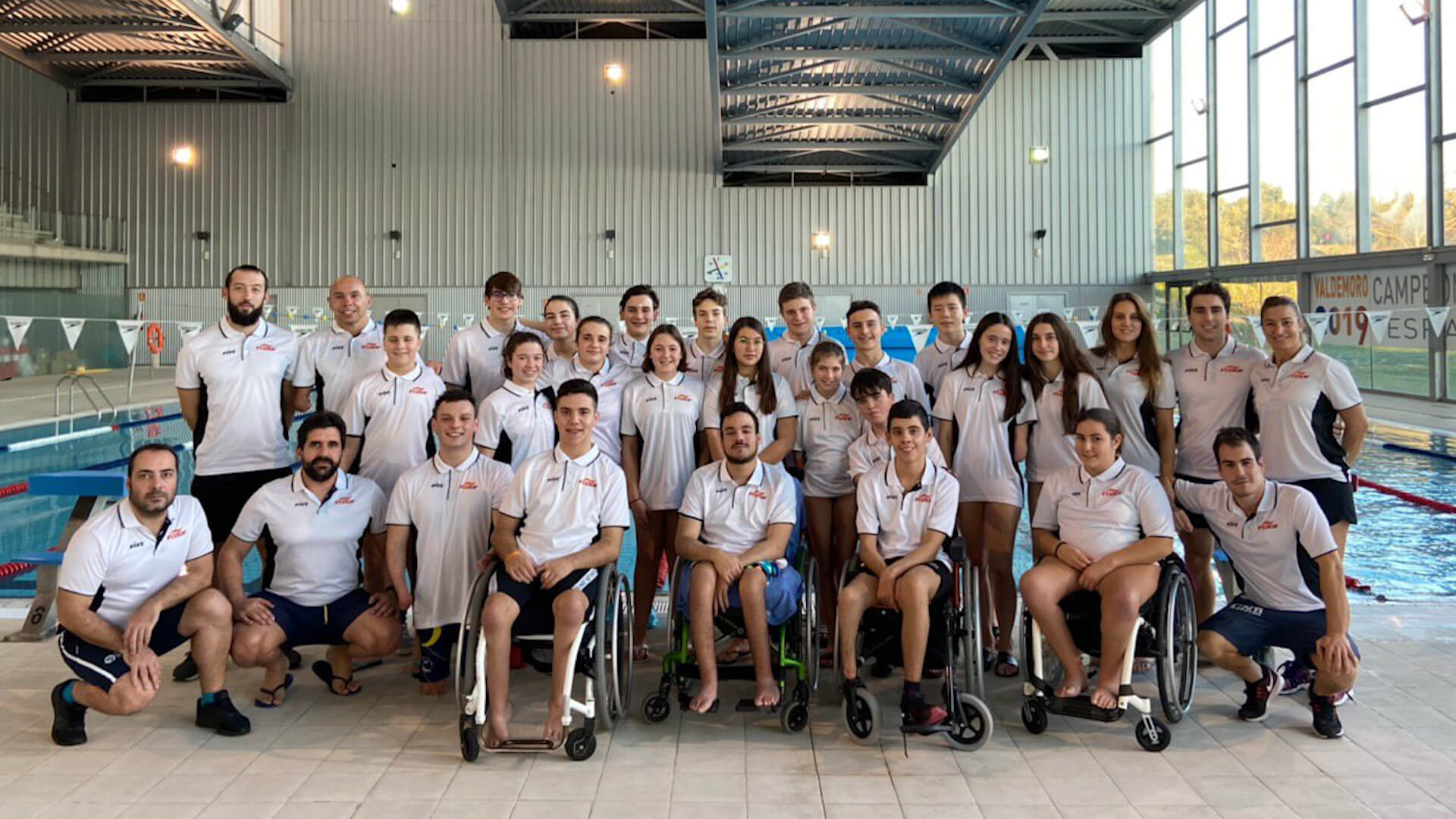 Concentración de jóvenes promesas de la natación adaptada
