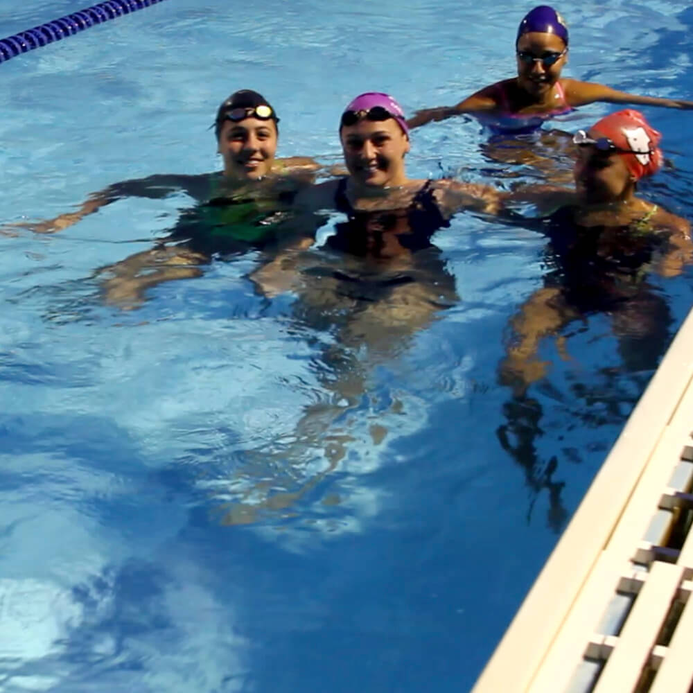 Mujer y Deporte. Natación